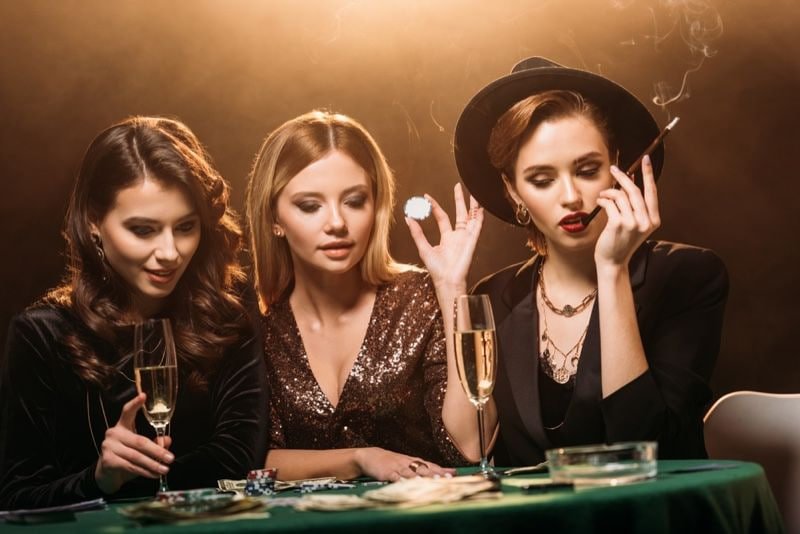 Infinite Blackjack dealer action video Infinite Blackjack dealer action video
