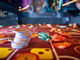 Live chat panel integrated into blackjack table on mobile app